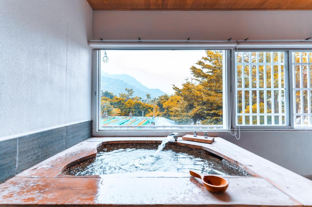 Cdr Hotspring Resort Liugui Eksteriør billede